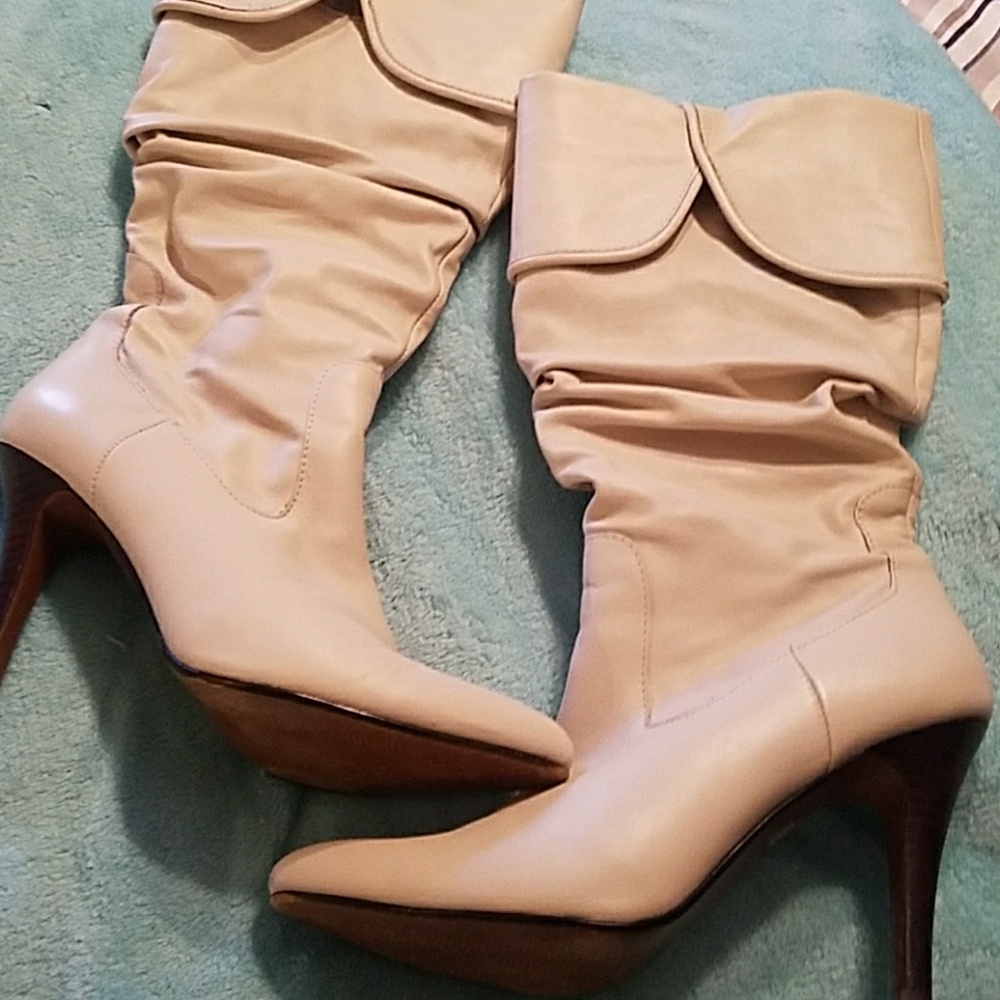 Ivory Aldo Boots